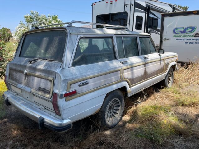 1989 Jeep Wagoneer - photo 12