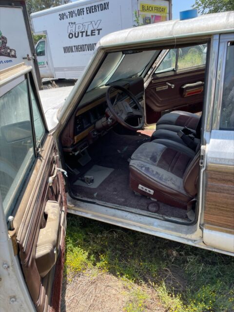 1989 Jeep Wagoneer - photo 9