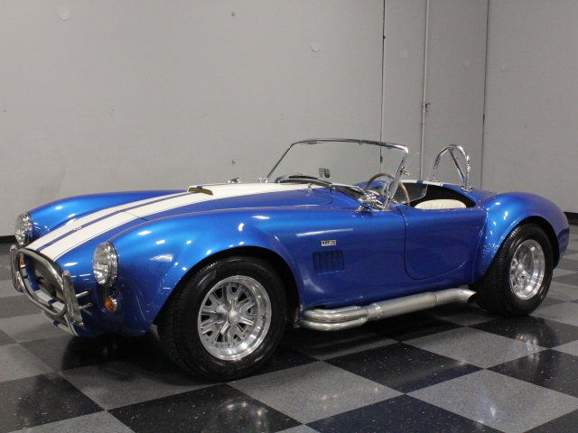 UNIQUE MOTORSPORTS REPLICA, 427 V8, TOPLOADER 4-SPEED, LIGHTLY USE SINCE BUILD! 1967 Shelby Cobra Replica