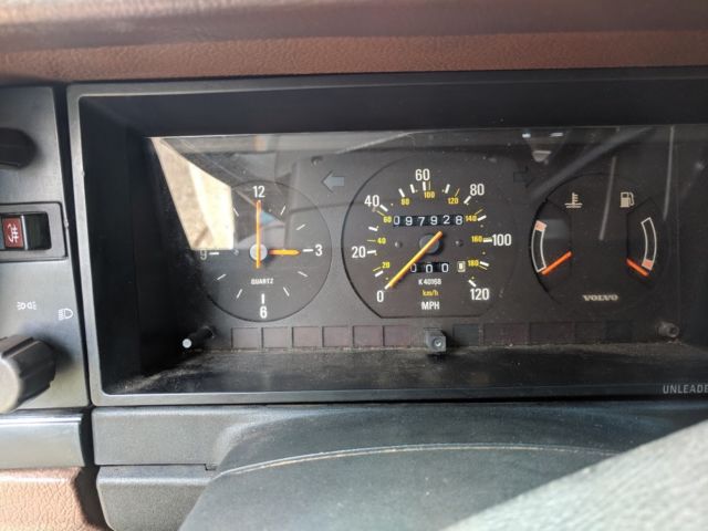 1977 Volvo 240 - photo 9