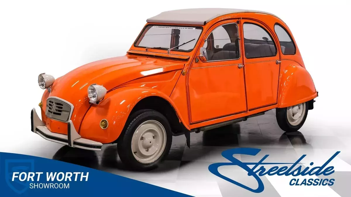 Unique Vintage French Sedan! 602cc w/ 4 Spd Manual, Roll Back Roof, Fun Driving 1969 Citroen 2CV6