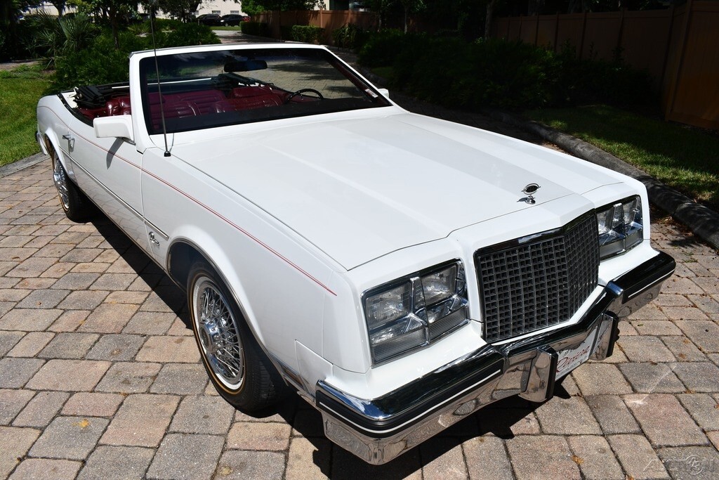1982 Buick Riviera Amazing Stunning color combo a/c Loaded 15144 miles Pristine - photo 13