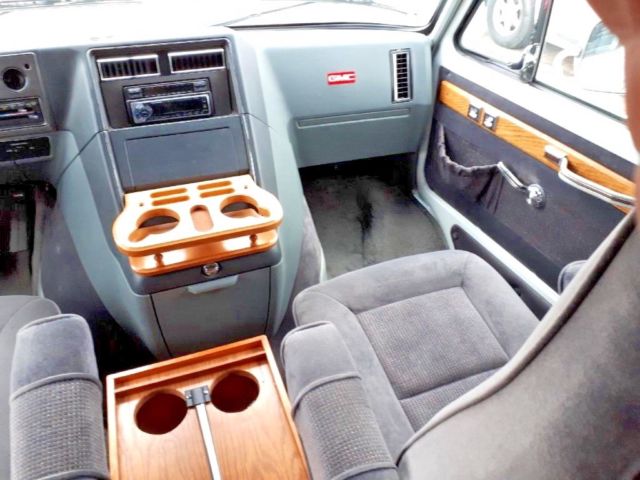 1989 Chevrolet G20 Van - photo 10
