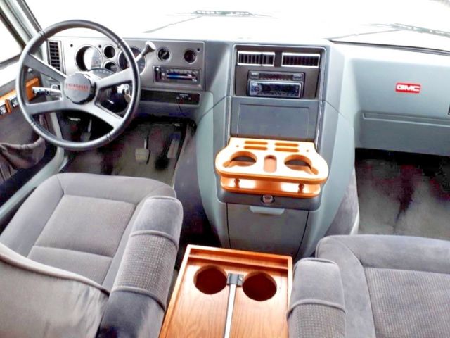 1989 Chevrolet G20 Van - photo 9