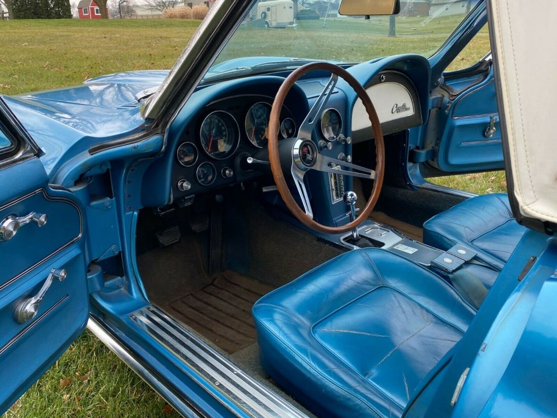 1965 Chevrolet Corvette - photo 8