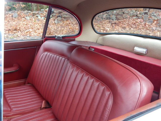 1960 Jaguar XK XK150 - photo 11