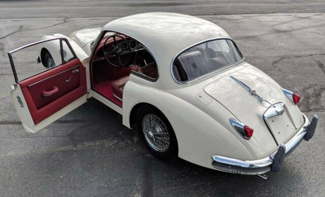 1960 Jaguar XK XK150 - photo 6
