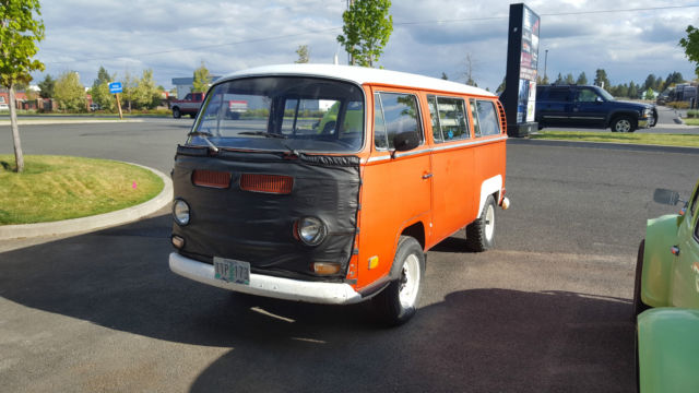 Unrestored 1970 Volkswagen Transporter/Bus. Driver/Cruiser. Solid 1600cc engine 1970 Volkswagen Bus/Vanagon