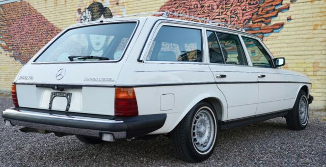 1985 Mercedes-Benz 300-Series - photo 12