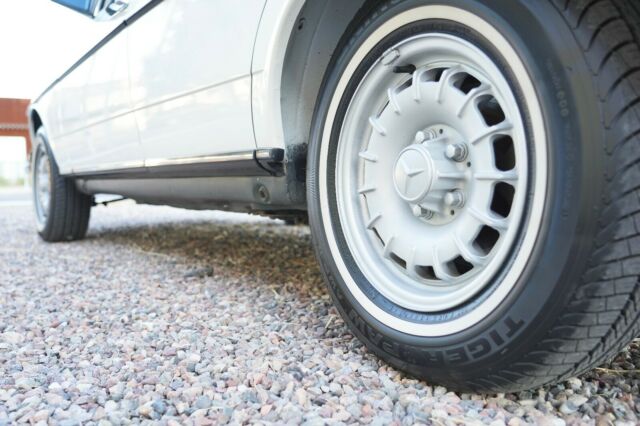 1985 Mercedes-Benz 300-Series - photo 9