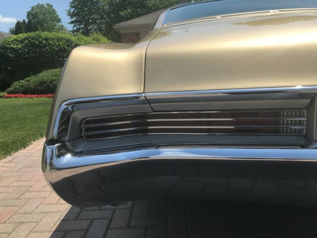 1966 Buick Riviera - photo 12