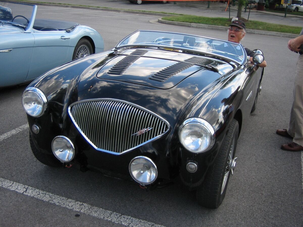 1956 Austin Healey 100 - photo 6