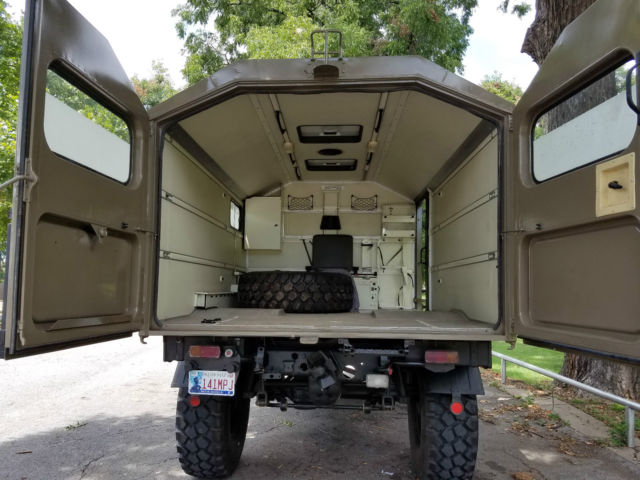 1988 Mercedes-Benz U1300L Ambulance Body - photo 8