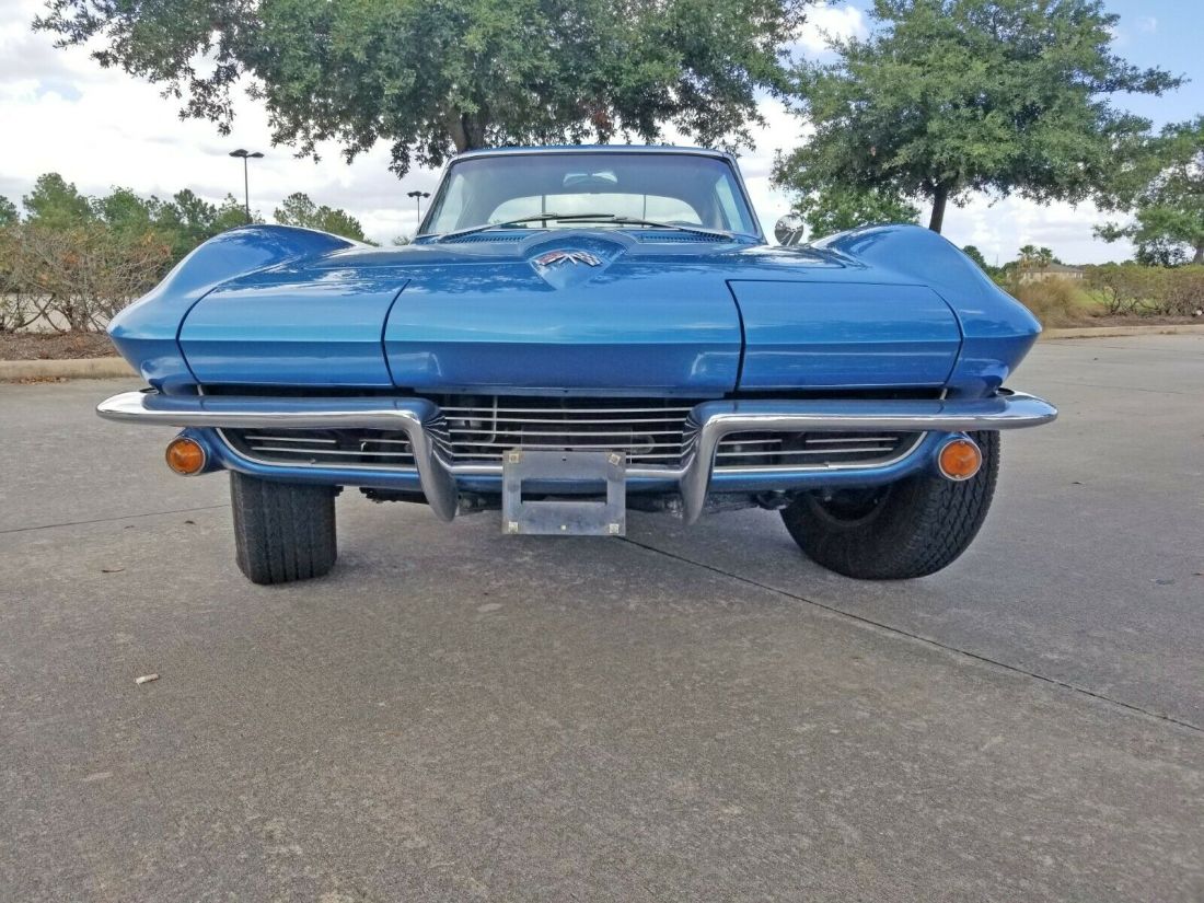 1965 Chevrolet Corvette - photo 3