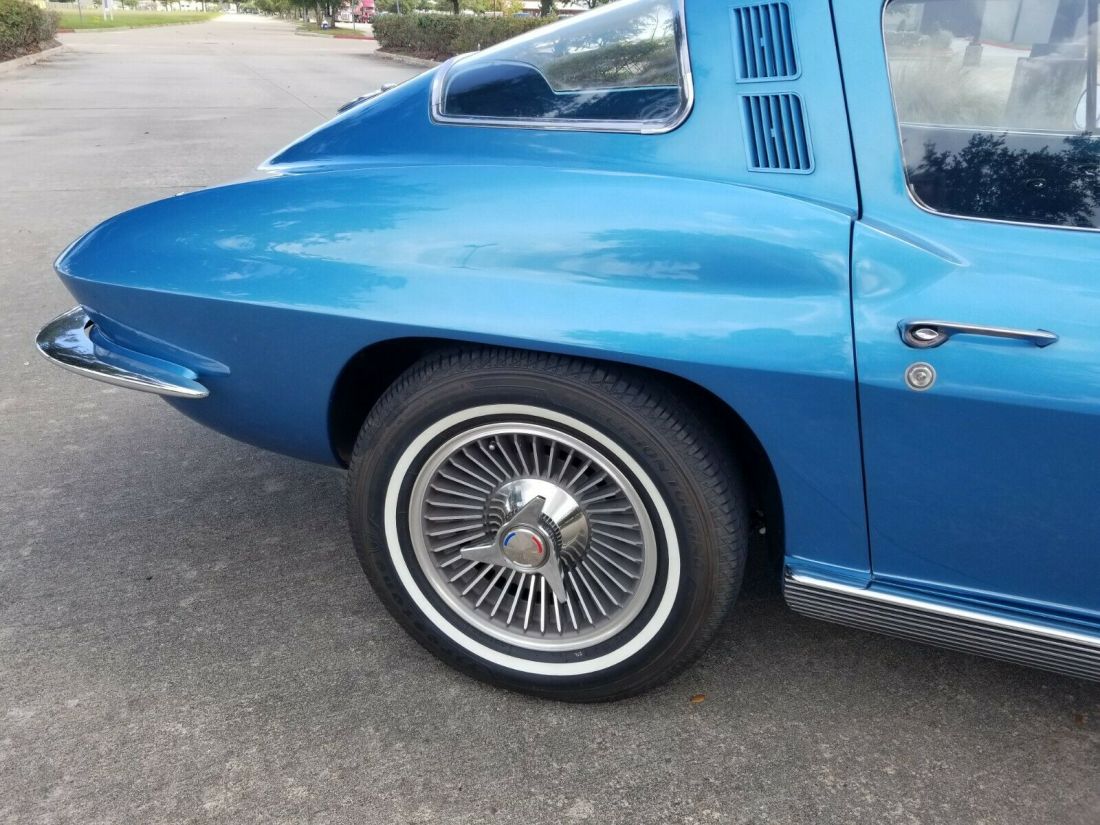 1965 Chevrolet Corvette - photo 6