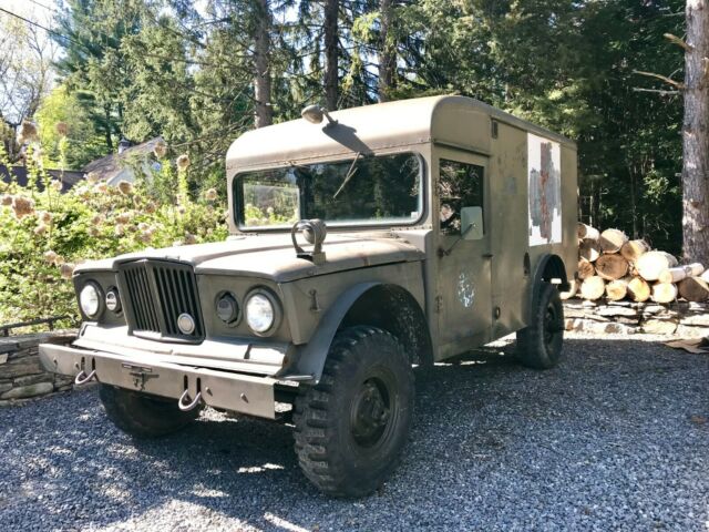 US Army Ambulance M725 Jeep Kaiser Original 1968 Jeep KAISER M725