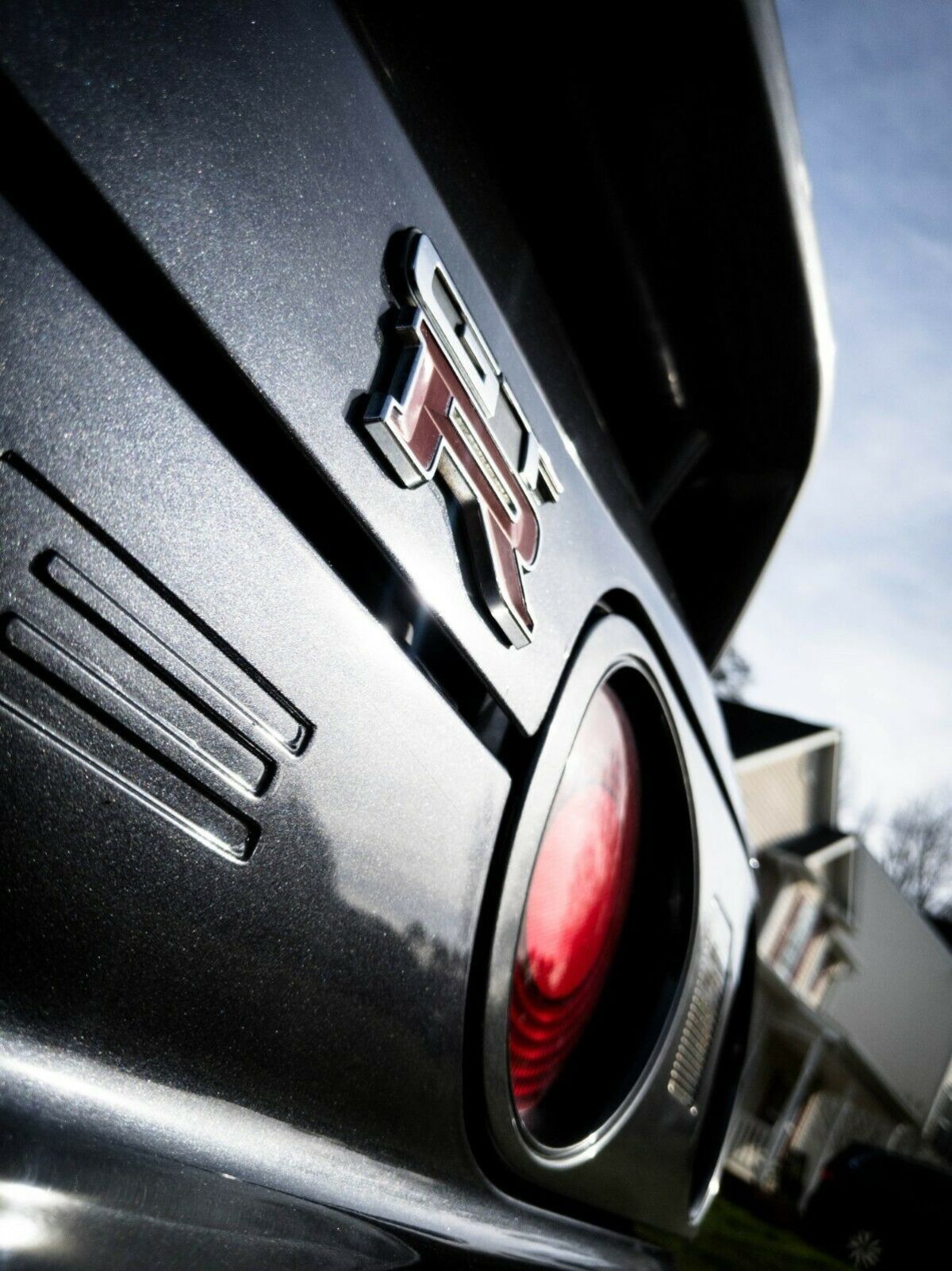 US titled 3+ years, simple quality mods, runs awesomely & would daily drive 1991 Nissan GT-R Skyline