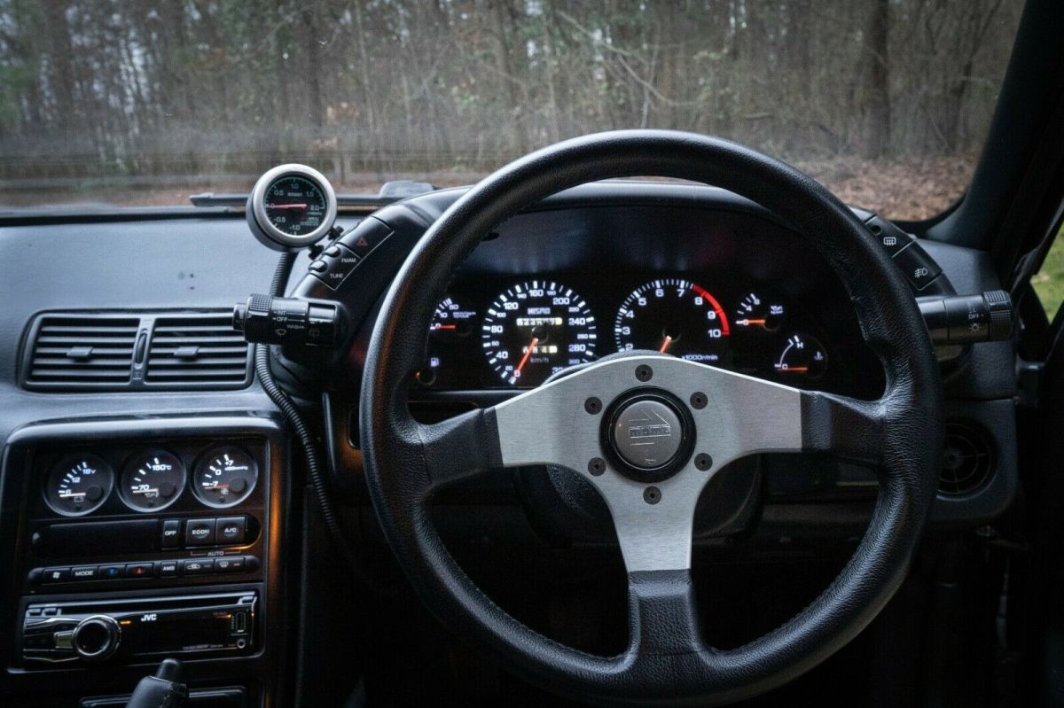 1991 Nissan GT-R Skyline - photo 6