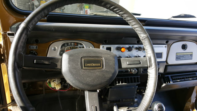 1983 Toyota Land Cruiser FJ40 - photo 12