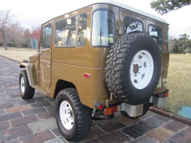 1983 Toyota Land Cruiser FJ40 - photo 3