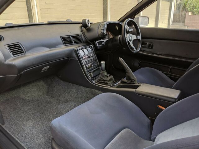 1991 Nissan Skyline GT-R - photo 3