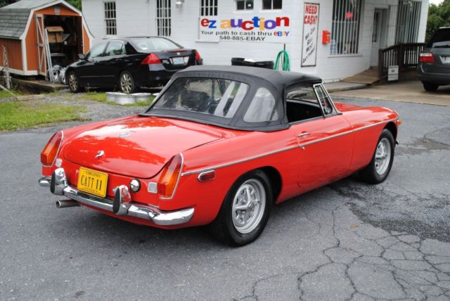 1974 MG MGB - photo 3