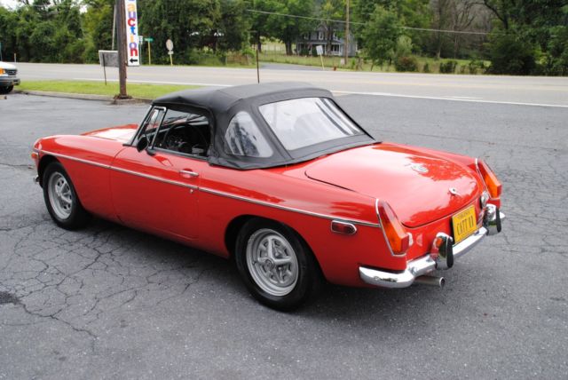 1974 MG MGB - photo 4