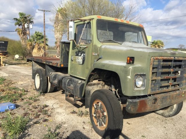 USED 1982 International S-1800 9.0L Diesel Engine Auto-Trans 4x4 Flatbed 1982 International Harvester S-1800