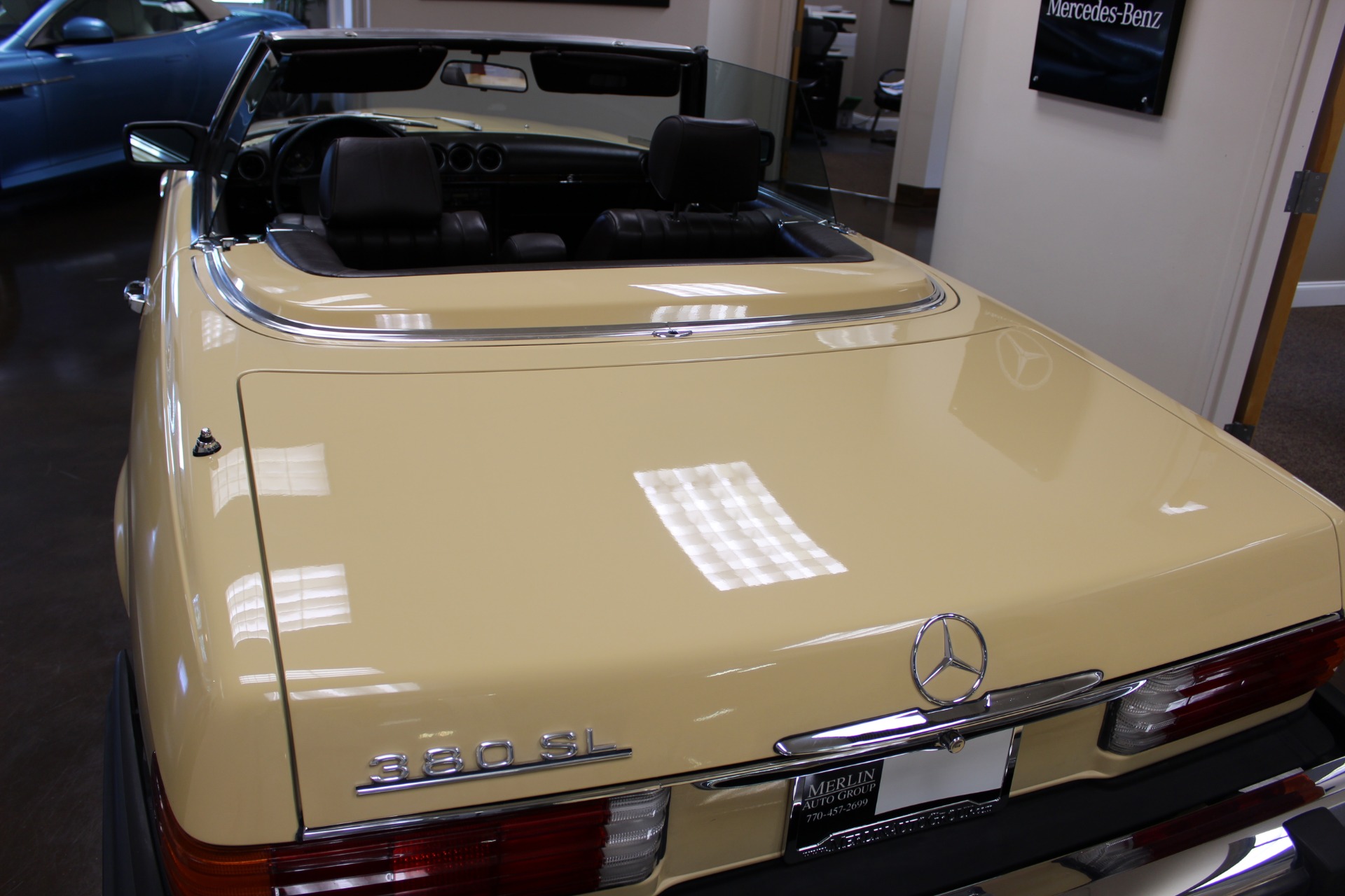 1983 Mercedes-Benz 380 - photo 2