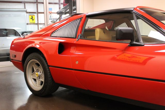 1985 Ferrari 308 GTS Quattrovalvole - photo 8