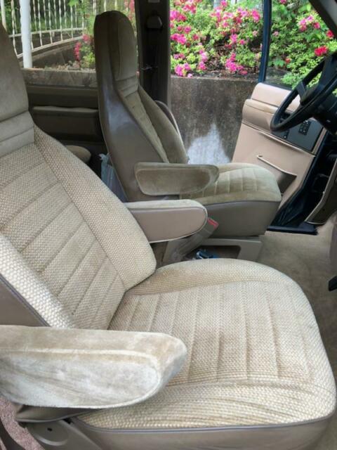 1993 Chevrolet Astro VINYL AND HEAVY DUTY CLOTH - photo 10