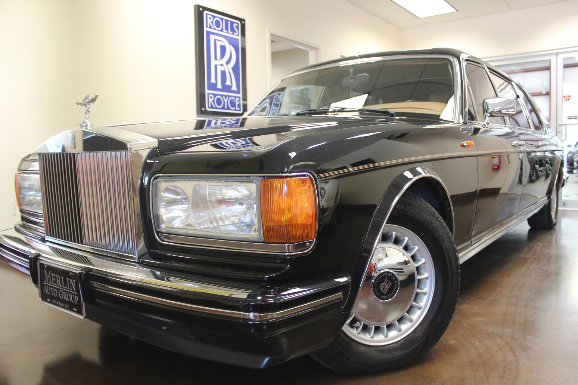 1993 Rolls-Royce Silver Spur II Touring Limousine Mulliner Park Ward - photo 10