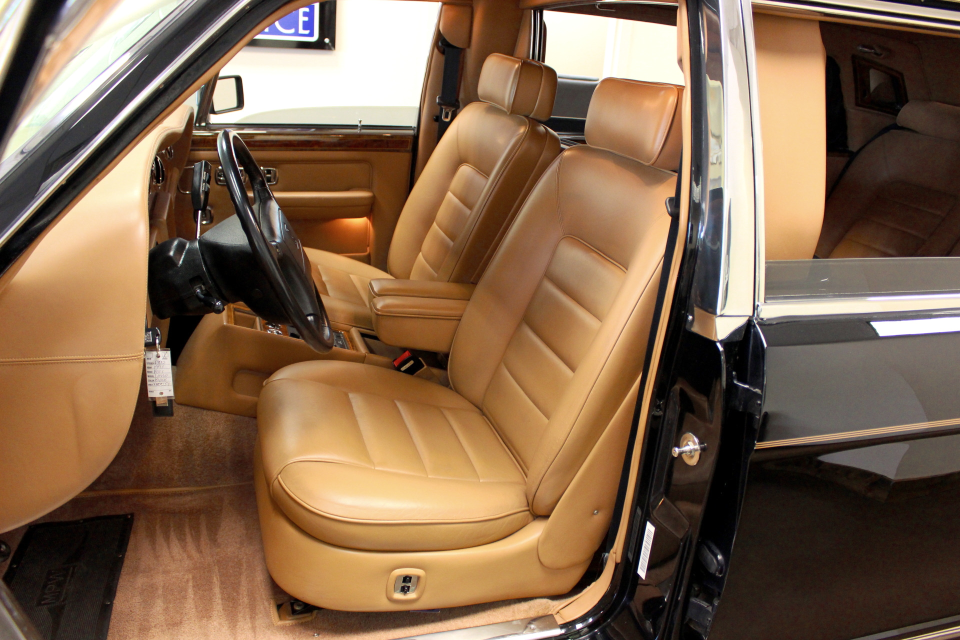1993 Rolls-Royce Silver Spur II Touring Limousine Mulliner Park Ward - photo 11