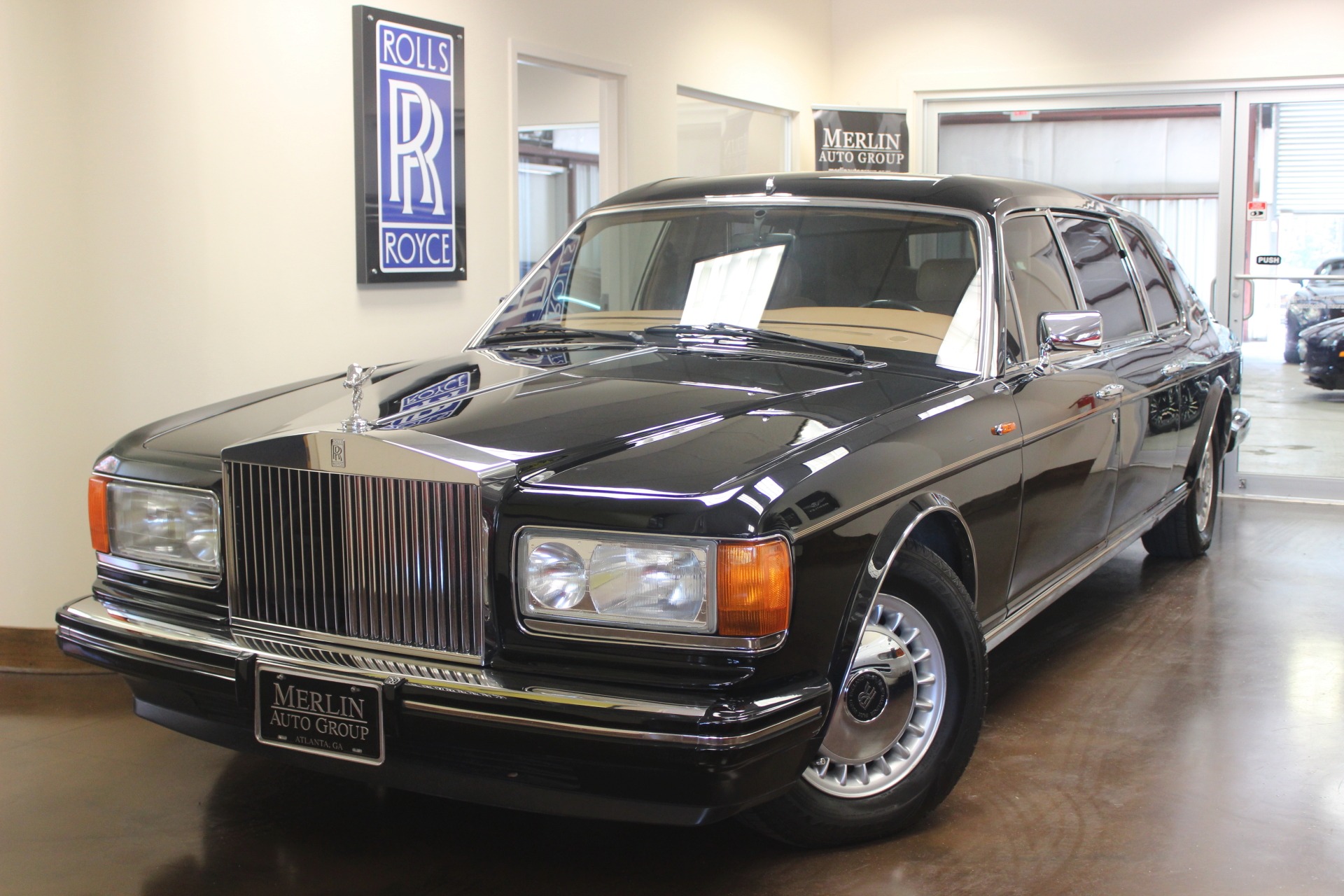 1993 Rolls-Royce Silver Spur II Touring Limousine Mulliner Park Ward - photo 7