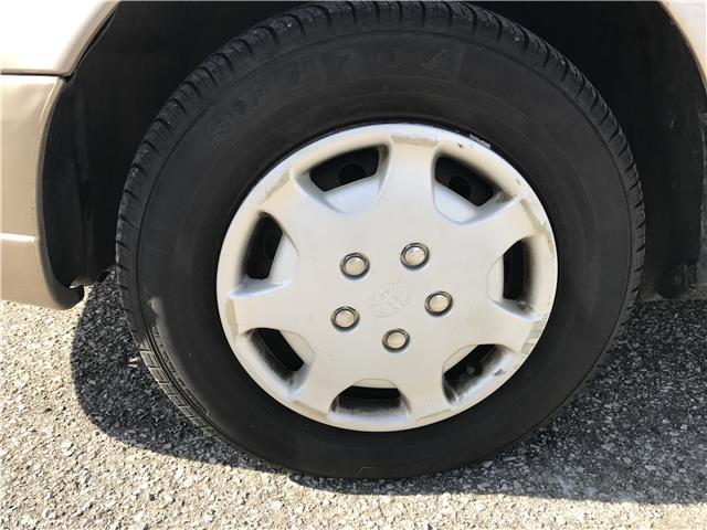 1994 Toyota Camry LE - photo 3