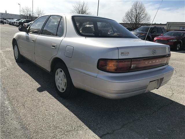 1994 Toyota Camry LE - photo 7