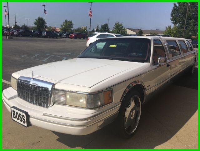 Used 94 Lincoln TownCar Limo 4.6L V8 Auto 5 Tvs White Leather Extended Passenger 1994 Lincoln Town Car Executive