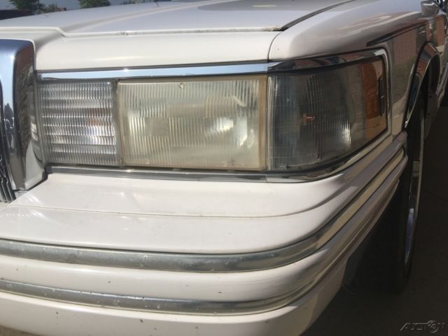 1994 Lincoln Town Car Executive - photo 4