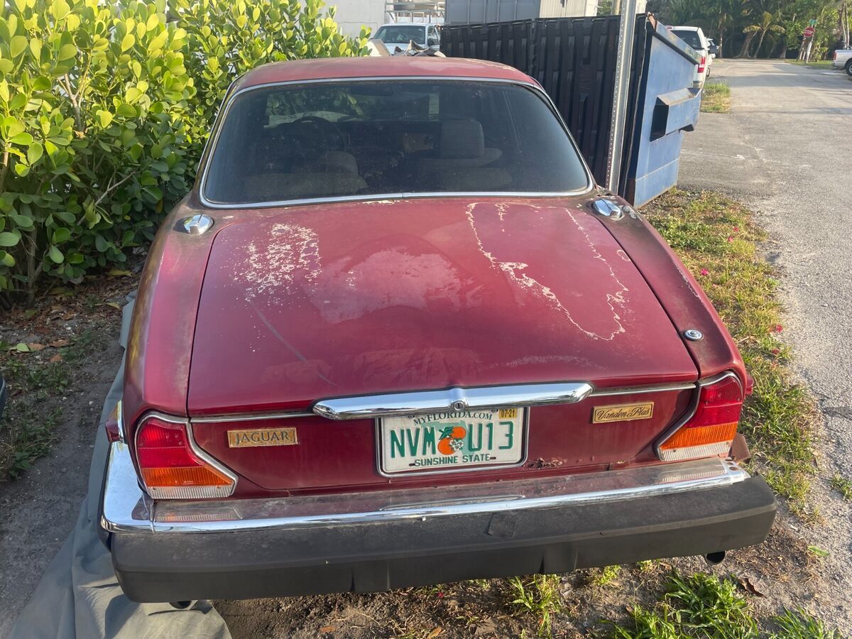 1985 Jaguar XJ6 - photo 3