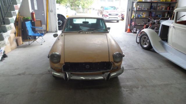 1971 MG MGA coupe - photo 2