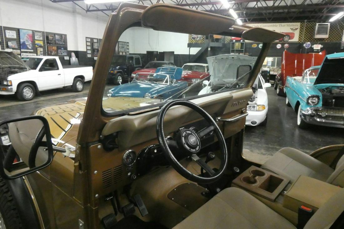 1982 Jeep CJ - photo 9
