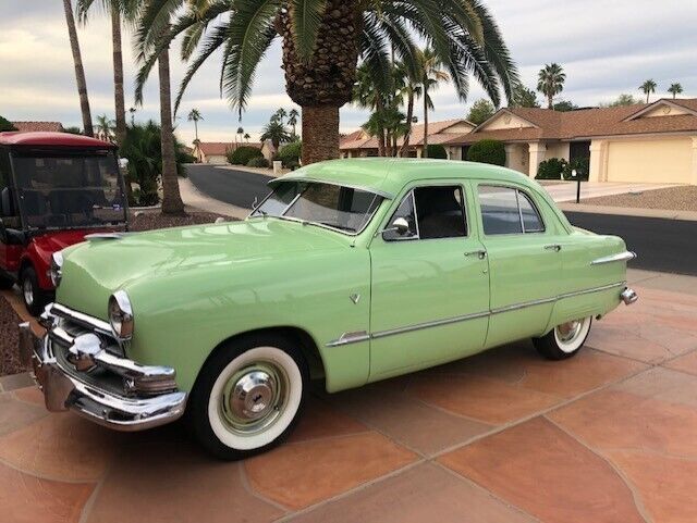 1951 Ford Super Deluxe - photo 2