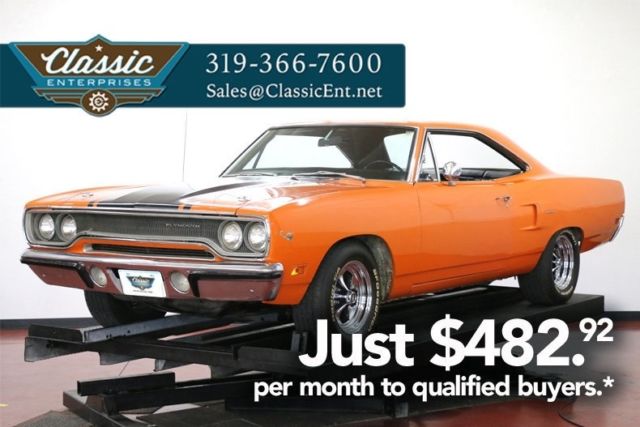 V Code 440 6 Pack Pistol Grip Shifter Air Grabber Hood original car unrestored 1970 Plymouth Road Runner Numbers Matching 6 Barrel 4 speed Dana Trac Pack