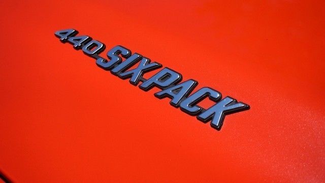 V-CODE SLAP STICK NICE PAINT SAME OWNER OVER 15 YEARS BUILD SHEET MAKE OFFER 1971 Dodge Challenger RT 440 6-PACK
