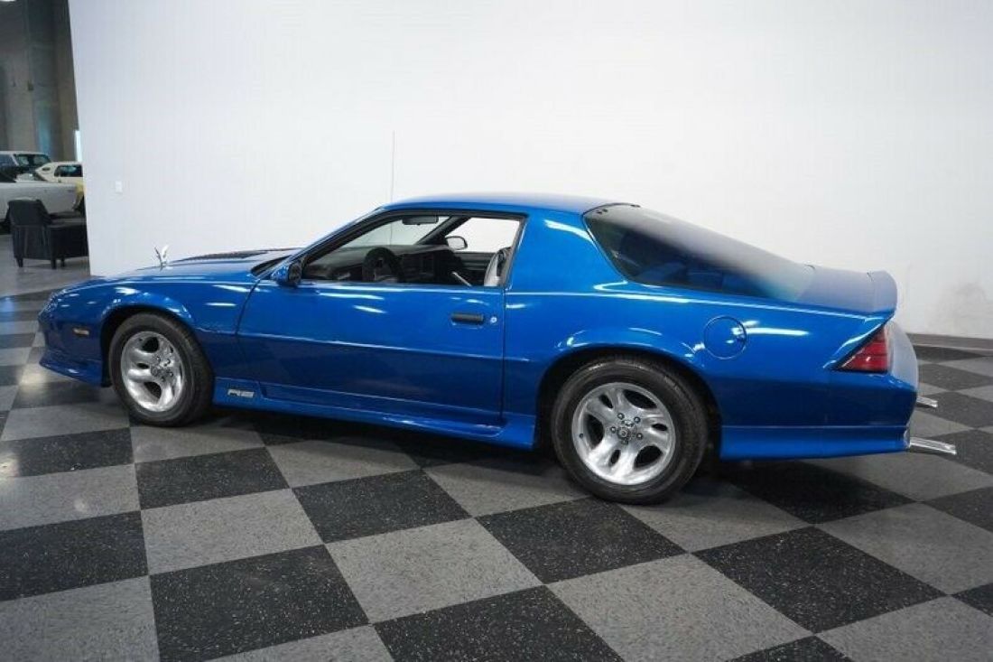 1991 Chevrolet Camaro - photo 9