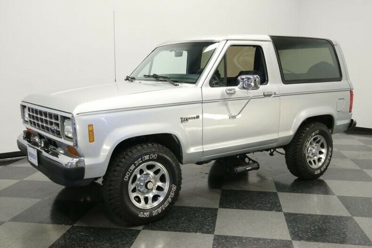 1988 Ford Bronco XLT 4X4 - photo 7