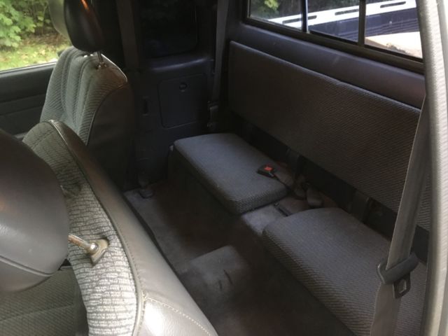 1993 Toyota Tacoma deluxe - photo 7