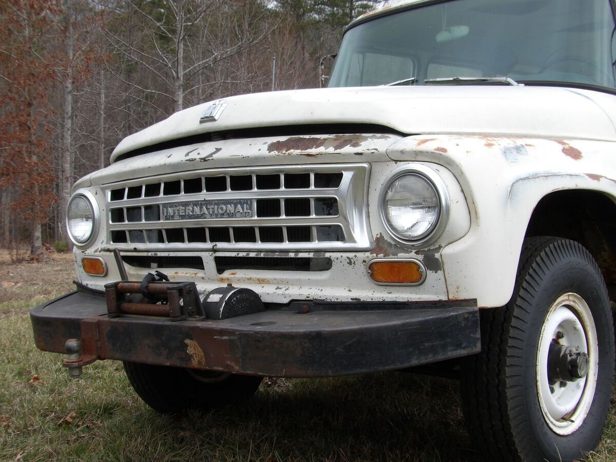 1965 International Harvester 1200 Travelall 4x4 - photo 12