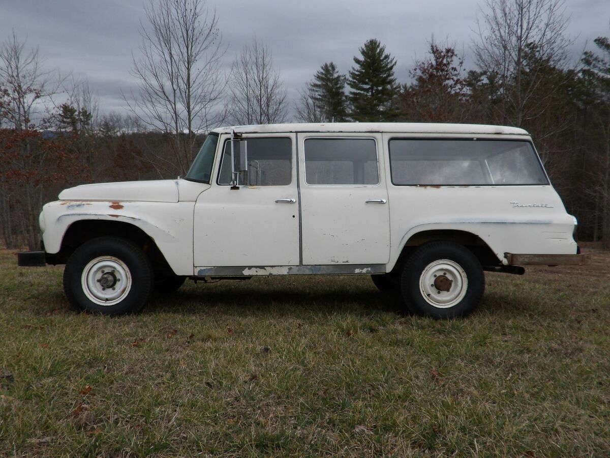 1965 International Harvester 1200 Travelall 4x4 - photo 13