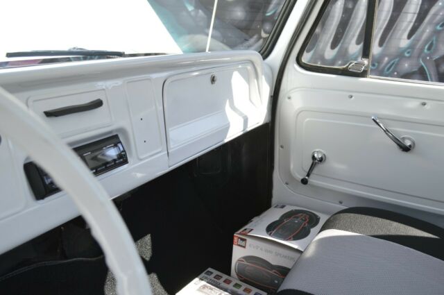 1965 Chevrolet C-10 FLEETSIDE - photo 10